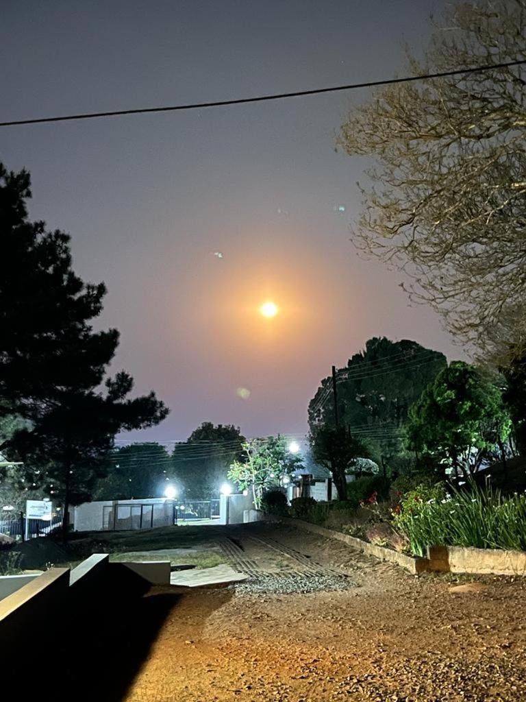Otentik Guesthouse Μπαμπάνε Εξωτερικό φωτογραφία