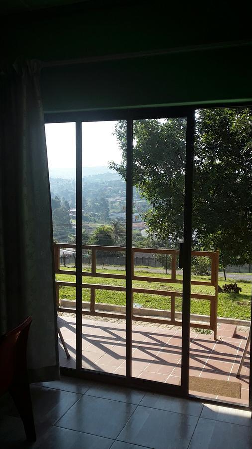 Otentik Guesthouse Μπαμπάνε Εξωτερικό φωτογραφία